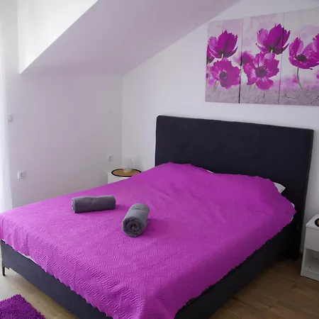 Apartment 'maslina' *