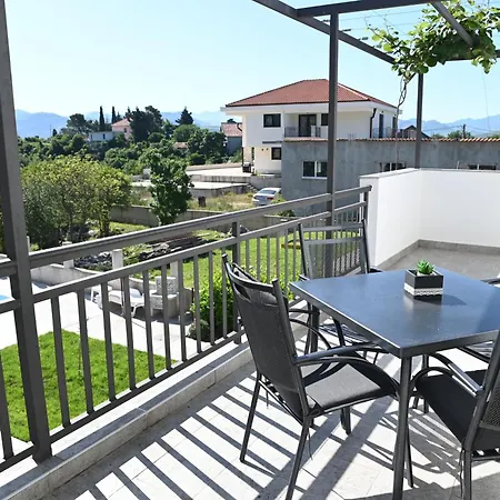 Apartman 'maslina' *